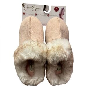 1555 / Jessica Simpson Memory Foam Slip on Indoor - Outdoor Shoes Size S 6-7 NWT